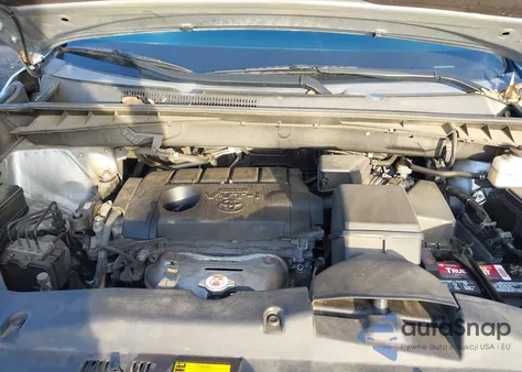 2019 Toyota Highlander Le from USA, damaged, VIN 5TDZARFH4KS045044